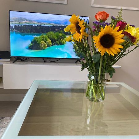 Stunning Apartment In Leeds- Financial District 리즈 외부 사진