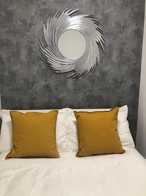 Stunning Apartment In Leeds- Financial District 리즈 외부 사진