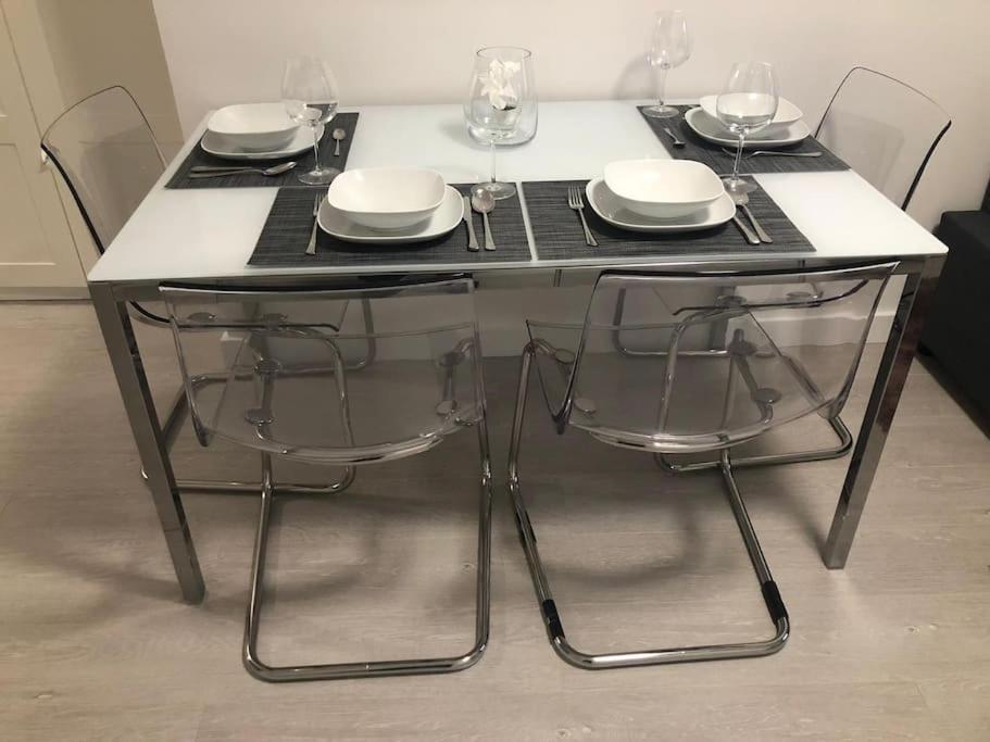Stunning Apartment In Leeds- Financial District 리즈 외부 사진