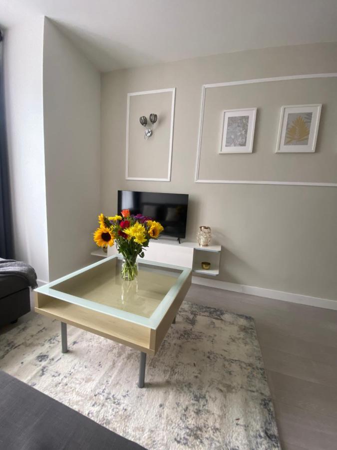Stunning Apartment In Leeds- Financial District 리즈 외부 사진